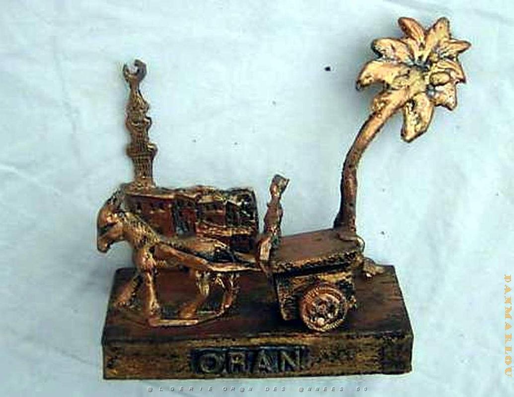 Oran objets Pub 018.jpg